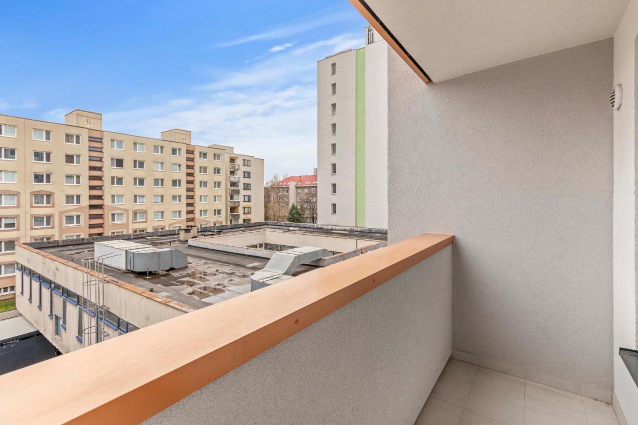 Lam Green - Ac -Balcony Bratysława Zewnętrze zdjęcie
