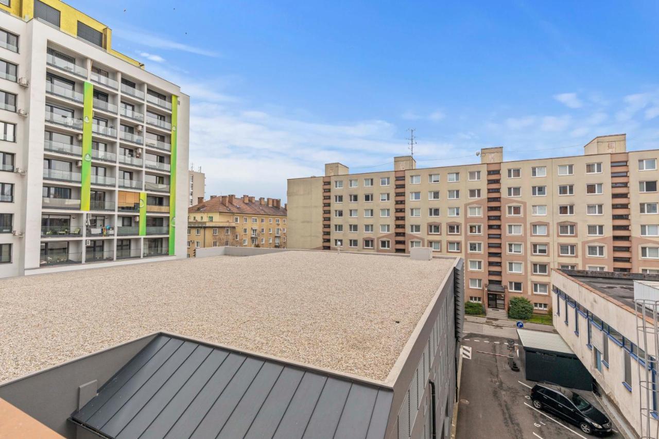 Lam Green - Ac -Balcony Bratysława Zewnętrze zdjęcie